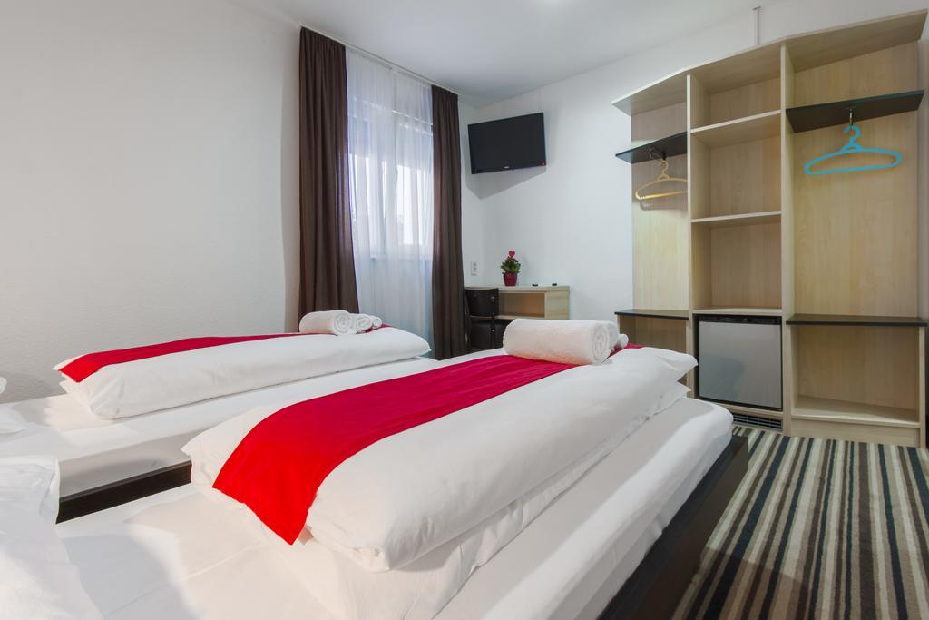 Parkcity Rooms Šibenik Esterno foto